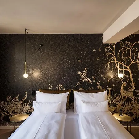 Altstadthotel Weisses Kreuz 4* Innsbruck