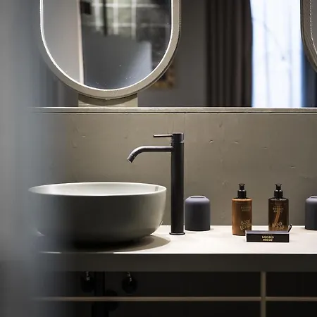 Hotel Altstadthotel Weisses Kreuz 4*