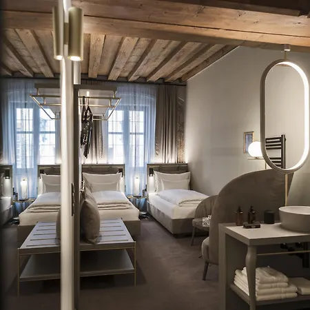Altstadthotel Weisses Kreuz Hotel