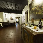Altstadthotel Weisses Kreuz 4* 인스브루크