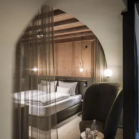 Altstadthotel Weisses Kreuz ホテル