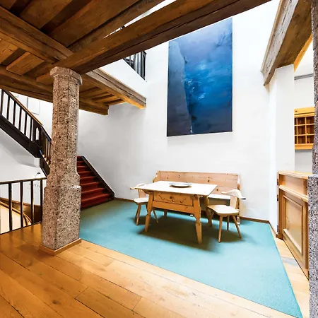 Altstadthotel Weisses Kreuz ホテル インスブルック