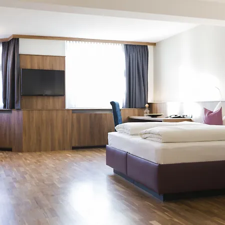 ホテル Altstadthotel Weisses Kreuz インスブルック