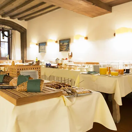 Altstadthotel Weisses Kreuz 4* インスブルック