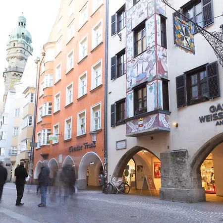 Altstadthotel Weisses Kreuz ホテル