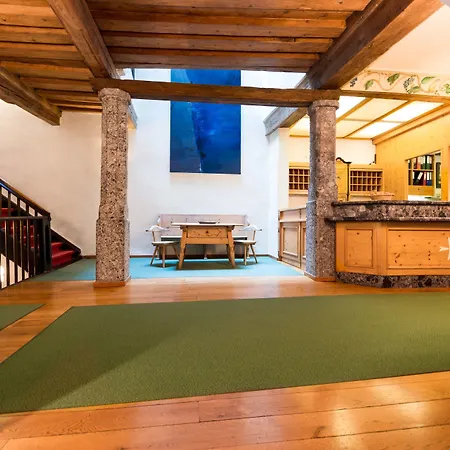 Altstadthotel Weißes Kreuz - In Der Fußgängerzone 4*