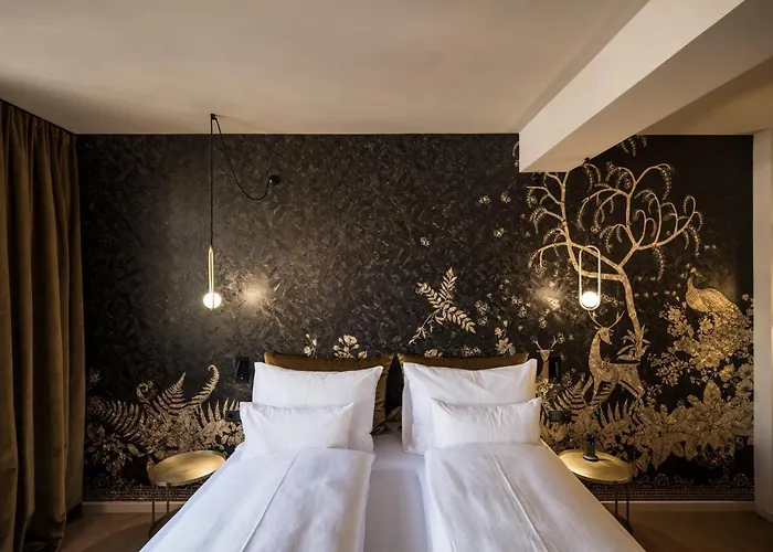 Altstadthotel Weisses Kreuz 4* Innsbruck