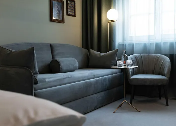 Altstadthotel Weisses Kreuz 4* אינסברוק