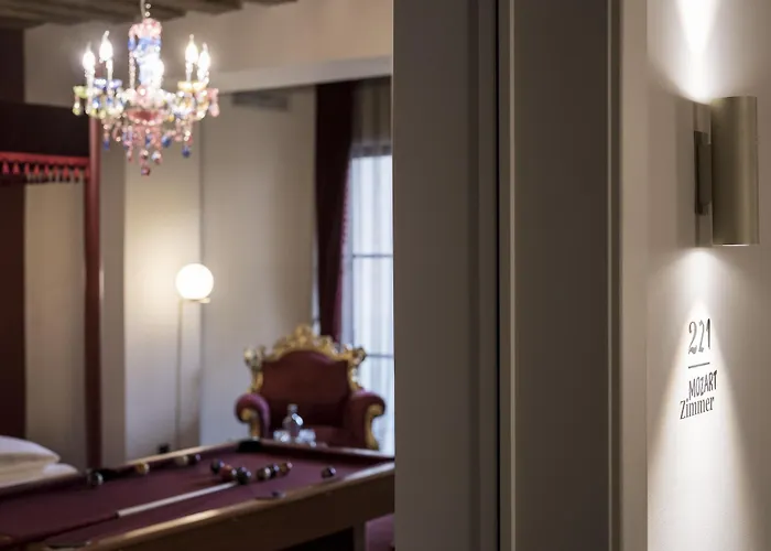 Altstadthotel Weisses Kreuz Hotel