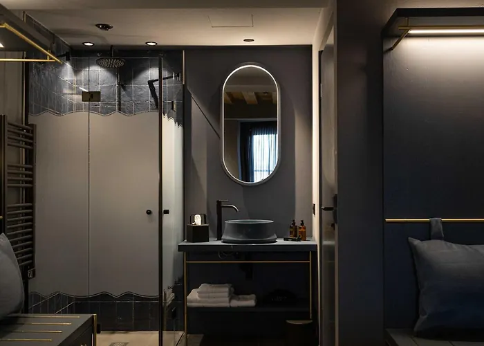 Altstadthotel Weisses Kreuz מלון 4*