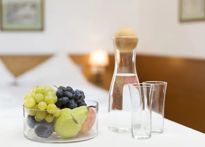 Hotel Altstadthotel Weisses Kreuz 4*