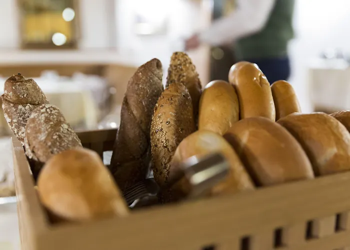 Altstadthotel Weisses Kreuz Hotel Innsbruck