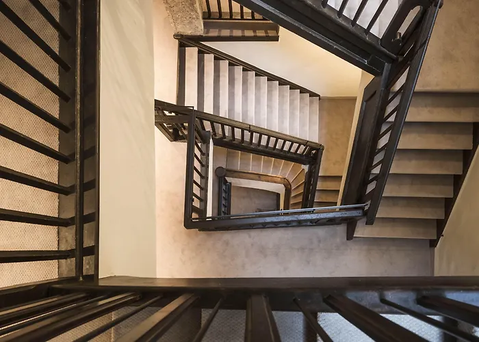 Altstadthotel Weisses Kreuz 4* אינסברוק