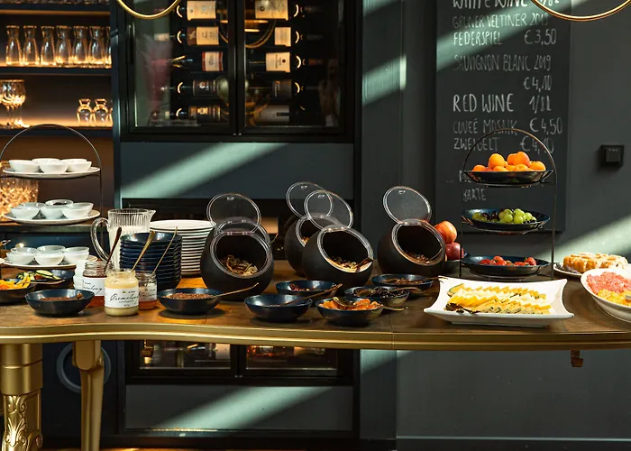 Altstadthotel Weisses Kreuz Hotel 4*