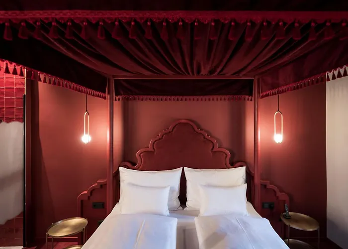 Altstadthotel Weisses Kreuz 4* Innsbruck